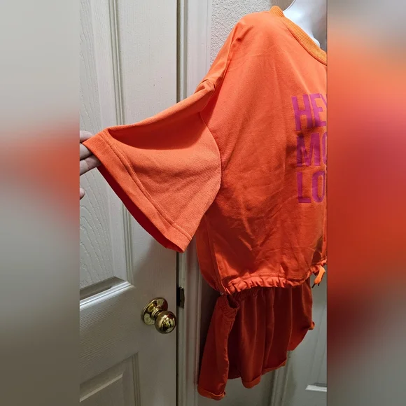 Bright Orange Graphic Cropped Tee and Shorts LoungeSet Size XXL NWOT - Picture 4 of 16